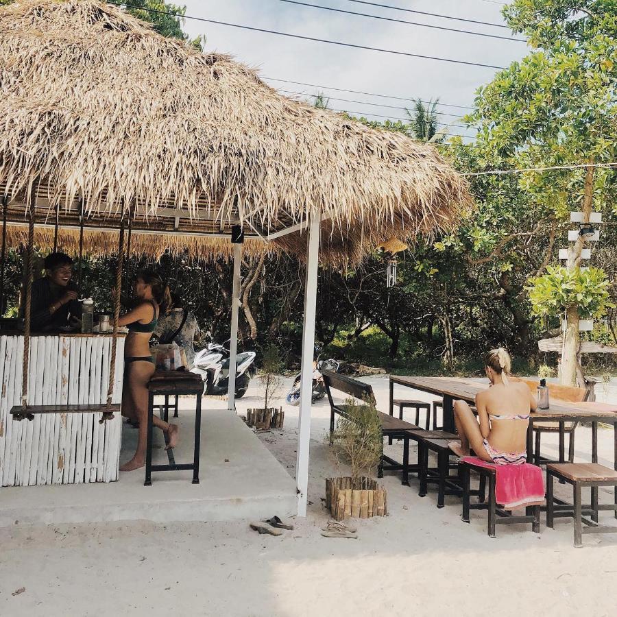 Tropical Hostel Koh Phayam Exterior foto